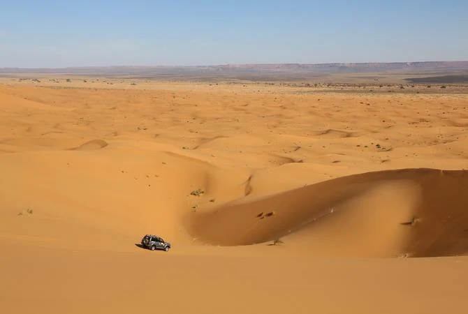 Crossing the dunes